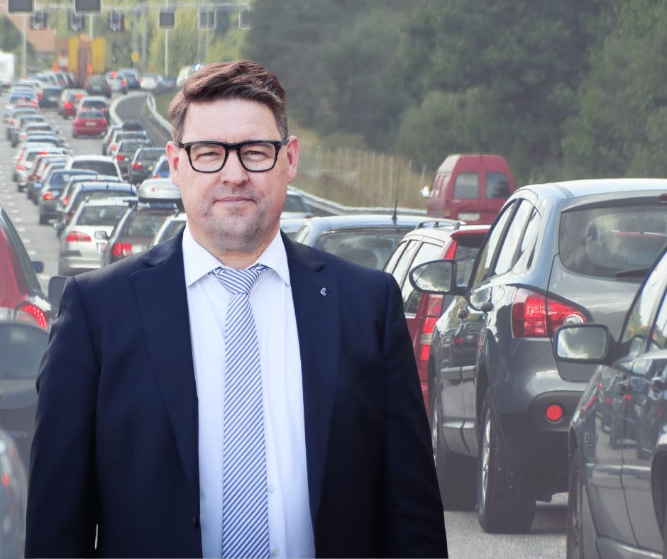 Mathias Lindow (L) kritiserar beslutet att stoppa utbyggnad av Löttingetunneln