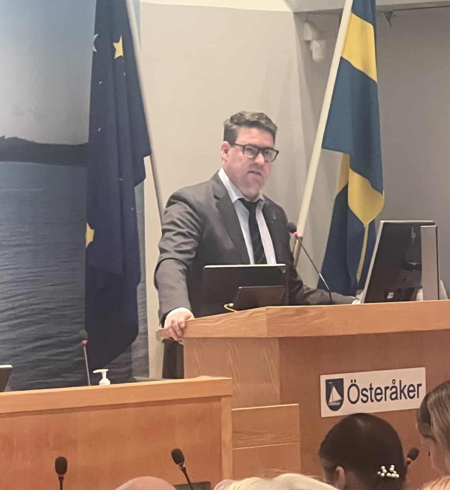 Mathias Lindow (L) om Löttingetunnelns utbyggnad i Region Stockholms länsplan.